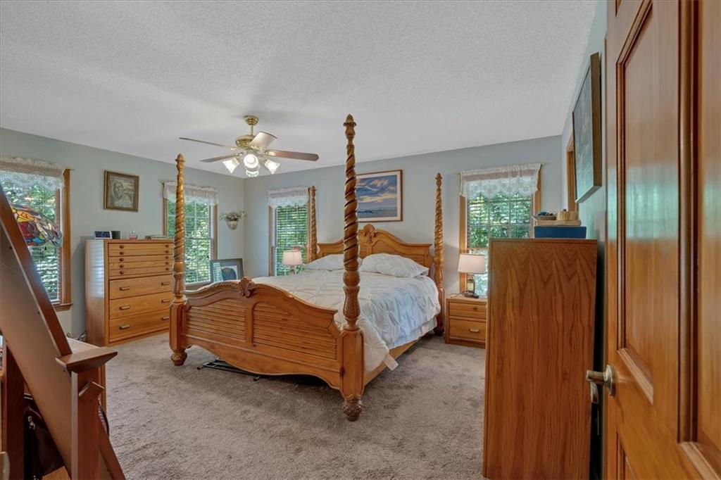138 NE Sadler Drive
