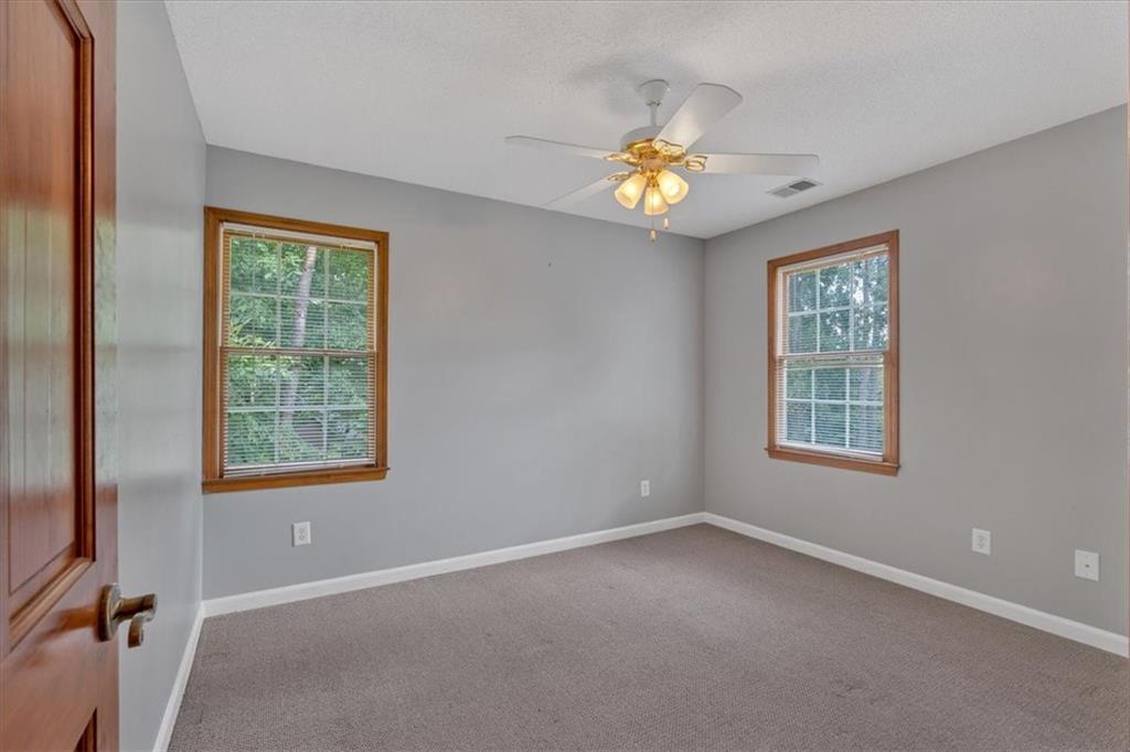 138 NE Sadler Drive