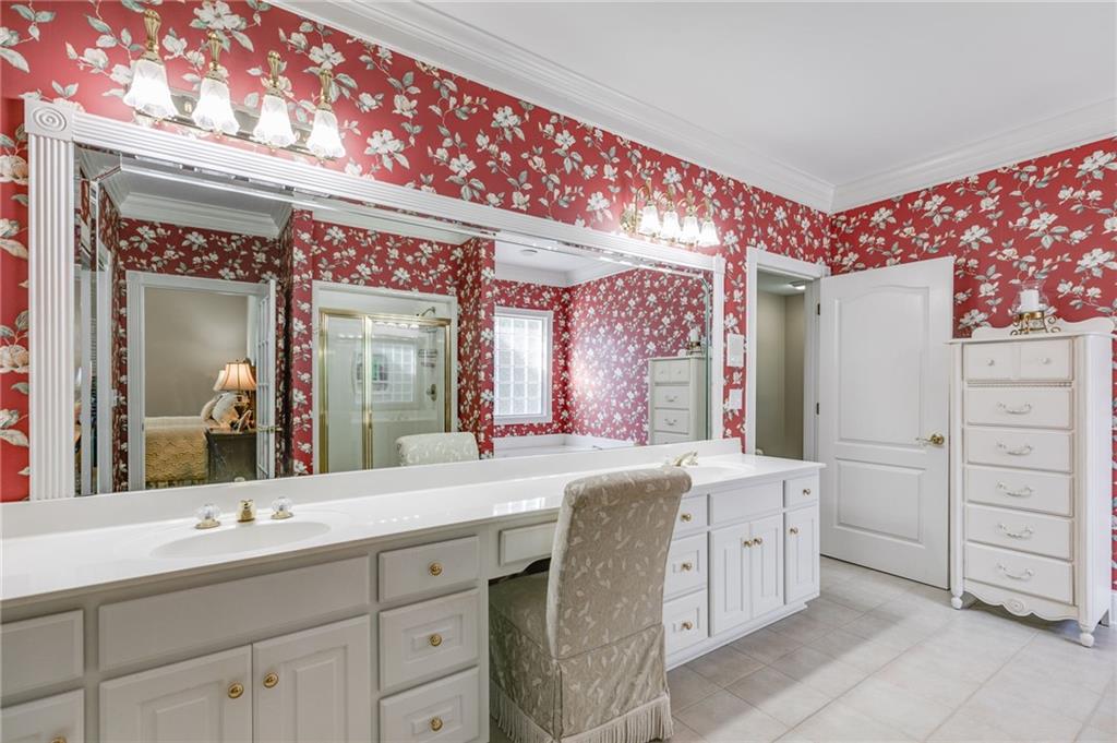 8561 Lake Forrest Drive