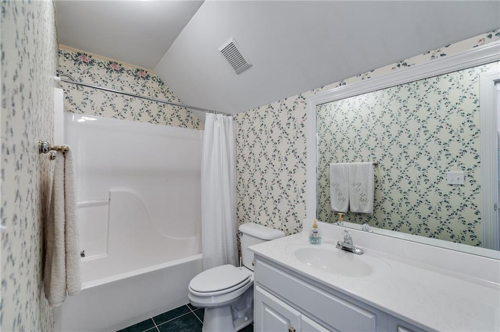 8561 Lake Forrest Drive