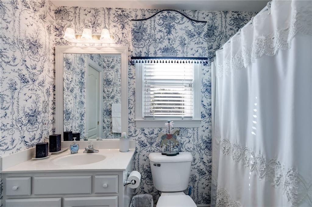 8561 Lake Forrest Drive