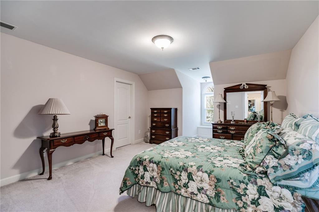 8561 Lake Forrest Drive