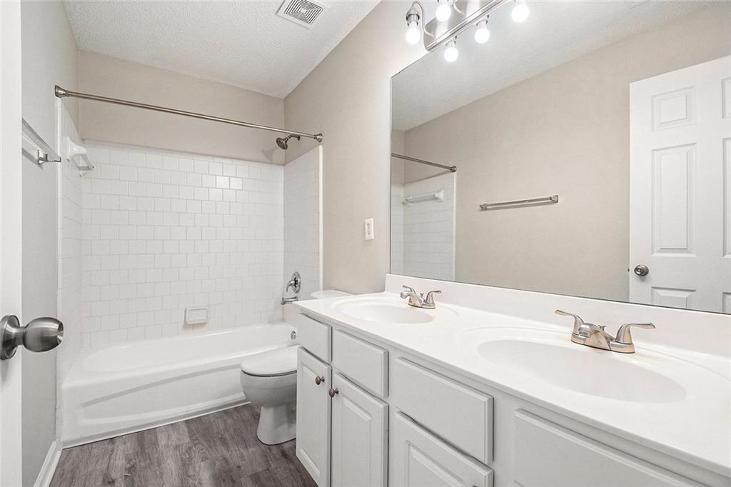 3617 Myrtlewood Court NW W