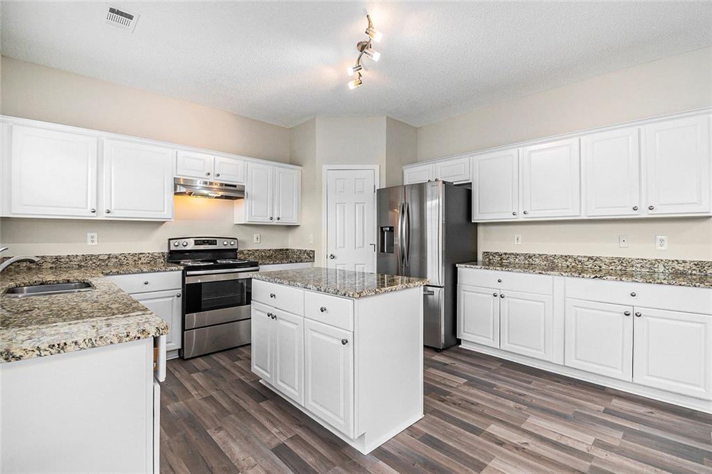 3617 Myrtlewood Court NW W