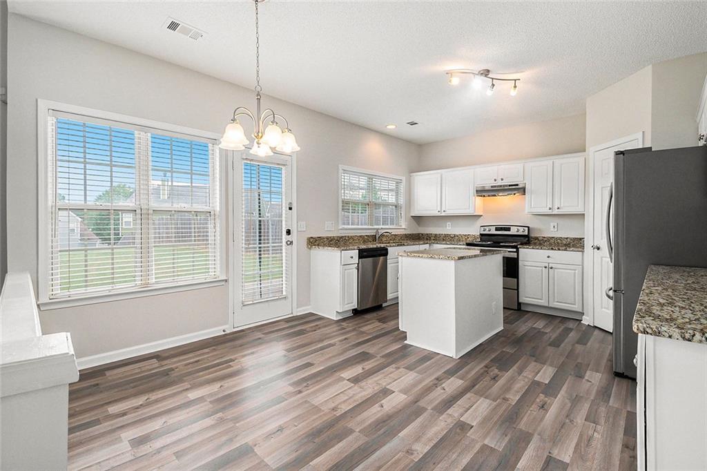 3617 Myrtlewood Court NW W