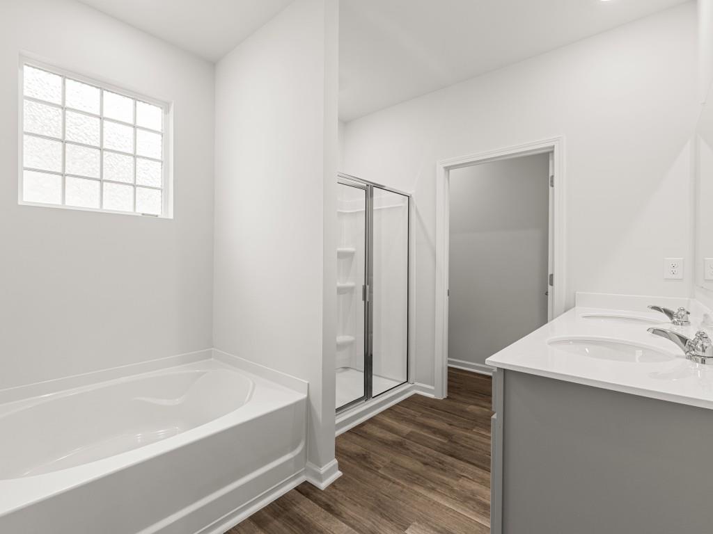 136 Majestic Oak Circle