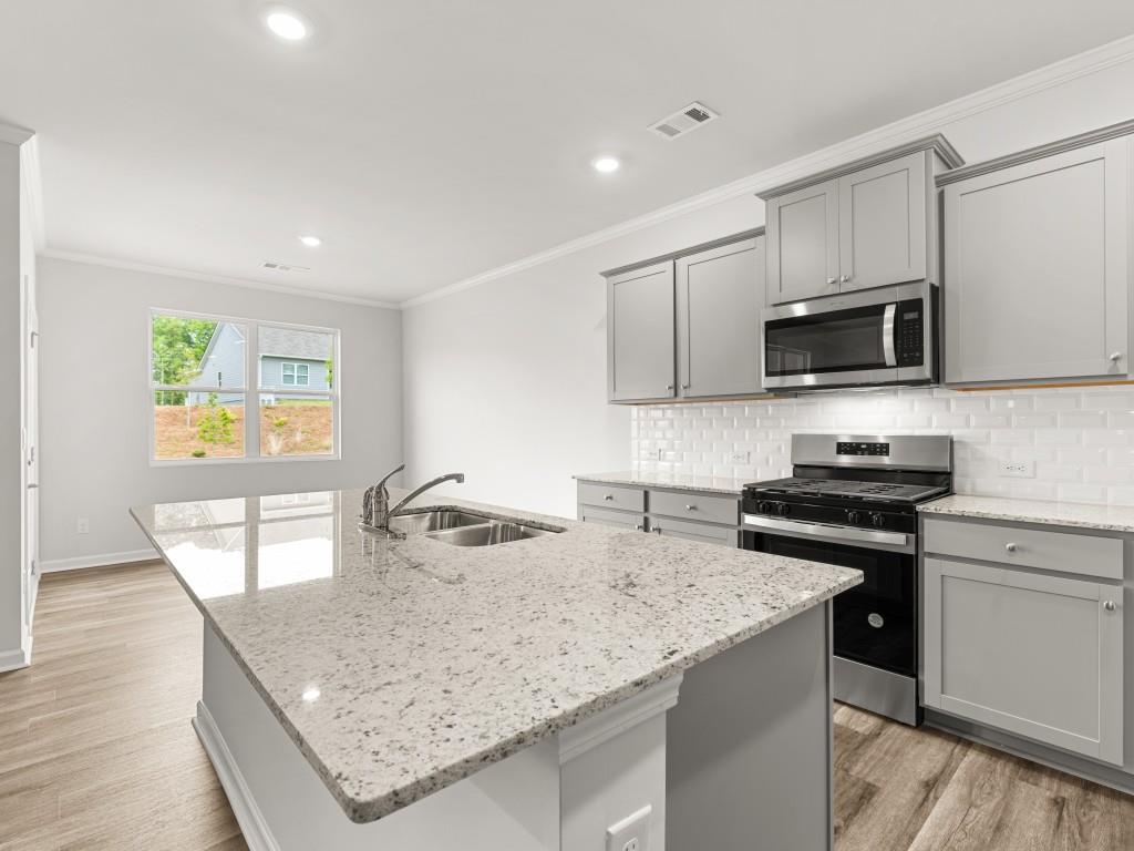 136 Majestic Oak Circle