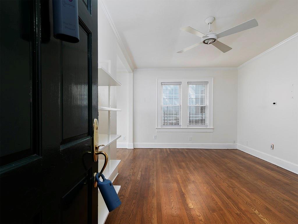 242 12th Street NE Unit 8