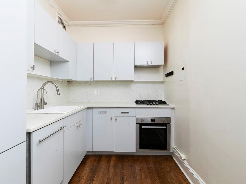 242 12th Street NE Unit 8