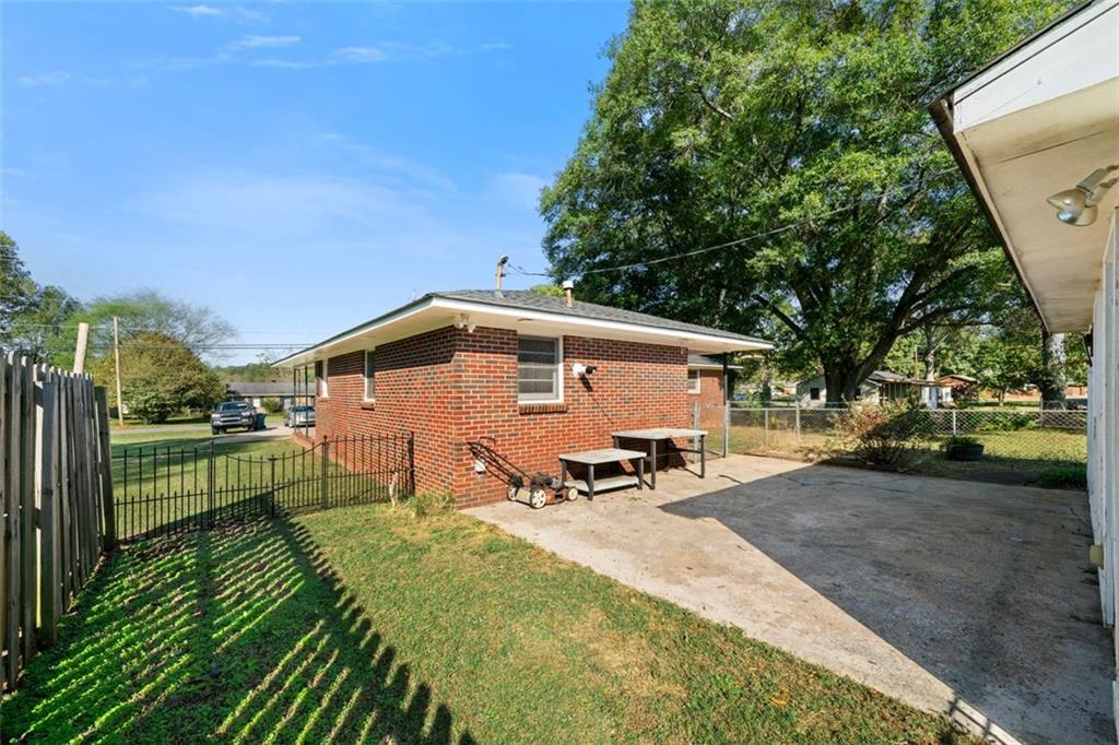79 Boyd Valley Road SE