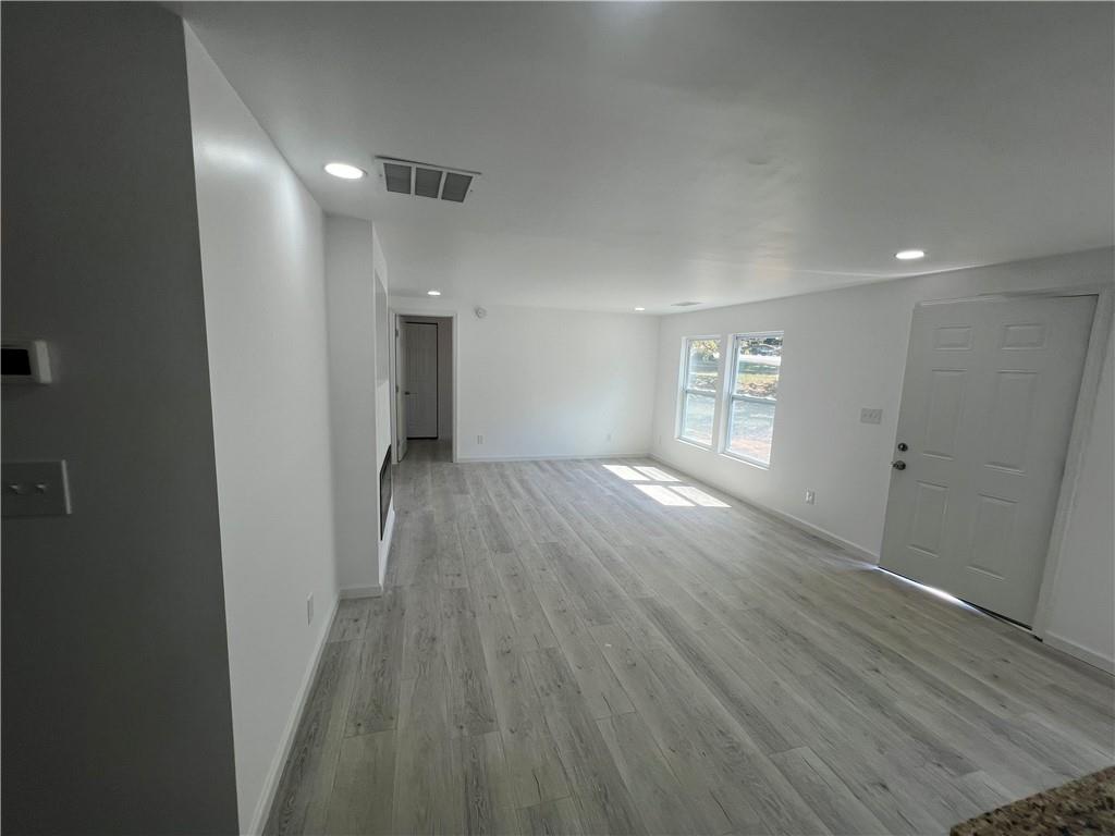 226 E Memorial Drive