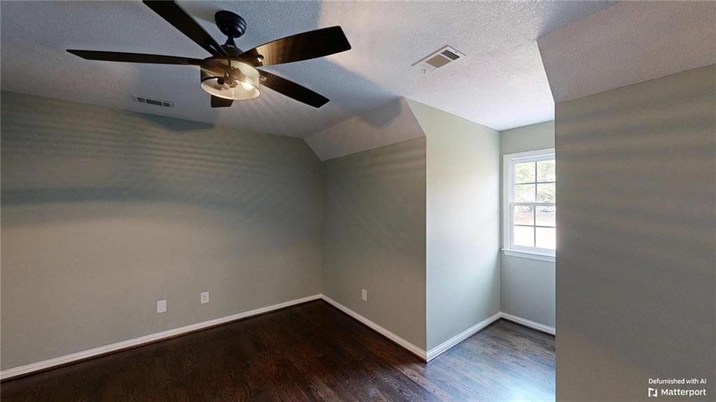 160 Southern Oaks Drive