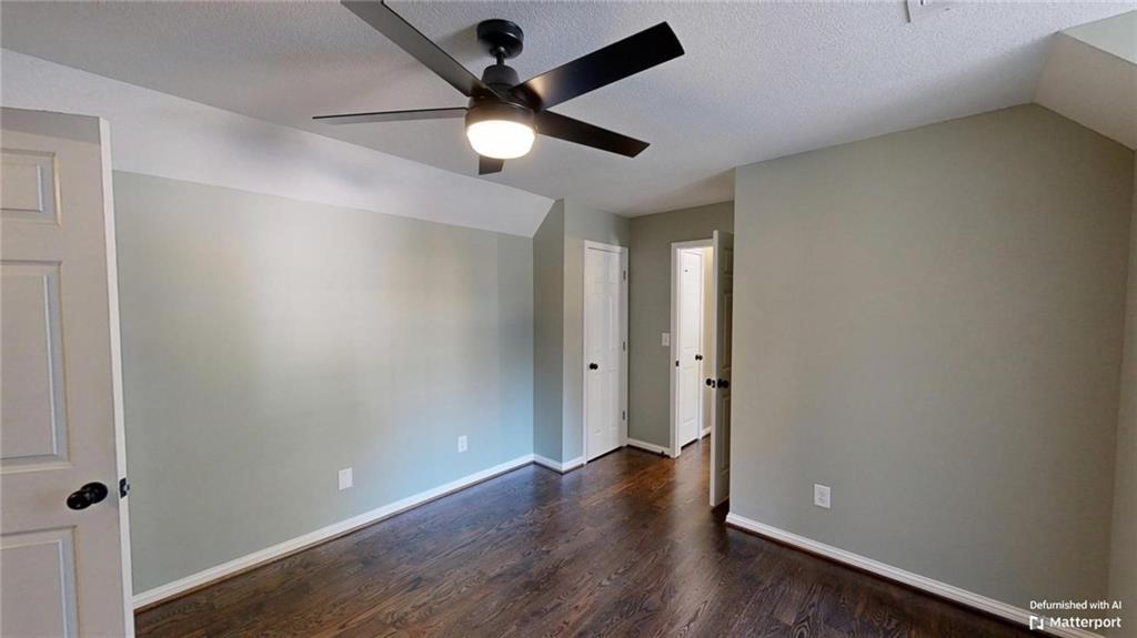 160 Southern Oaks Drive