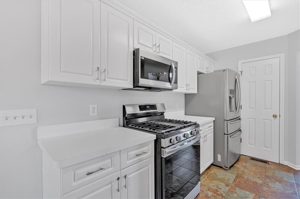 47 Saddle Horn Place