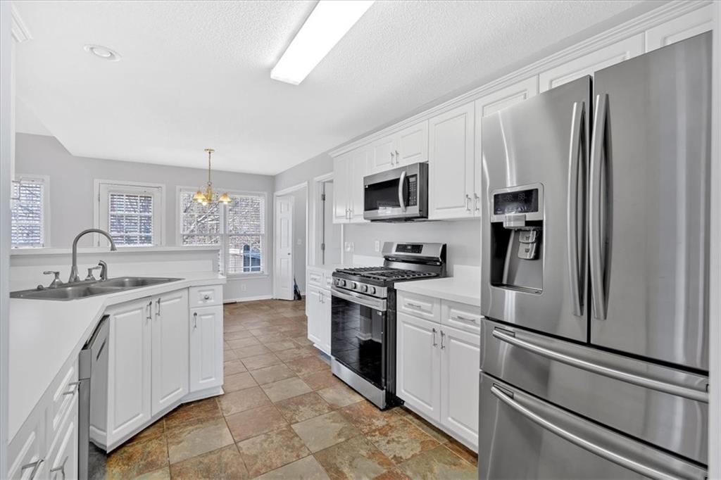 47 Saddle Horn Place