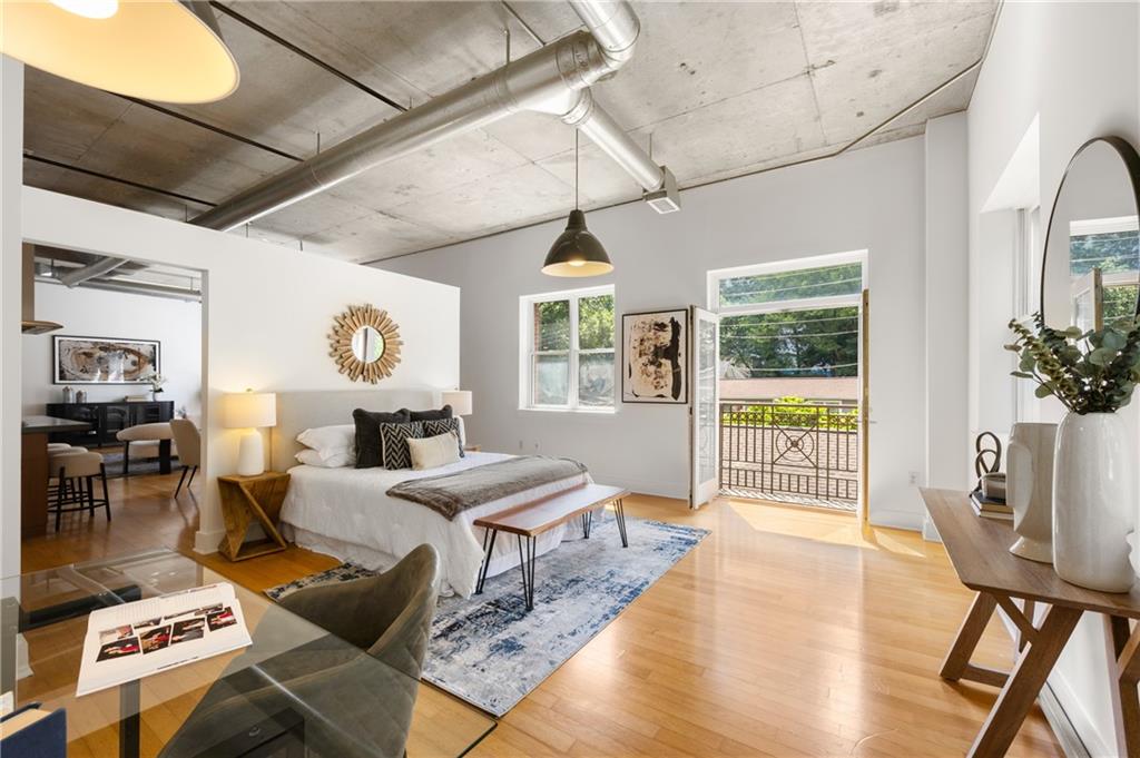 206 11th Street Unit 302