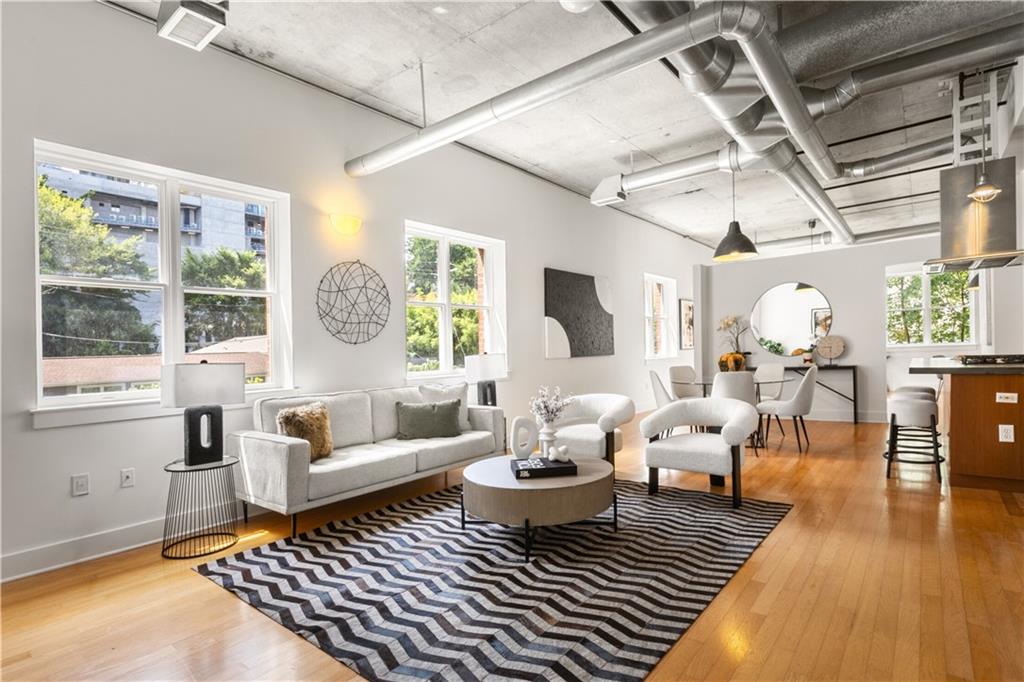 206 11th Street Unit 302