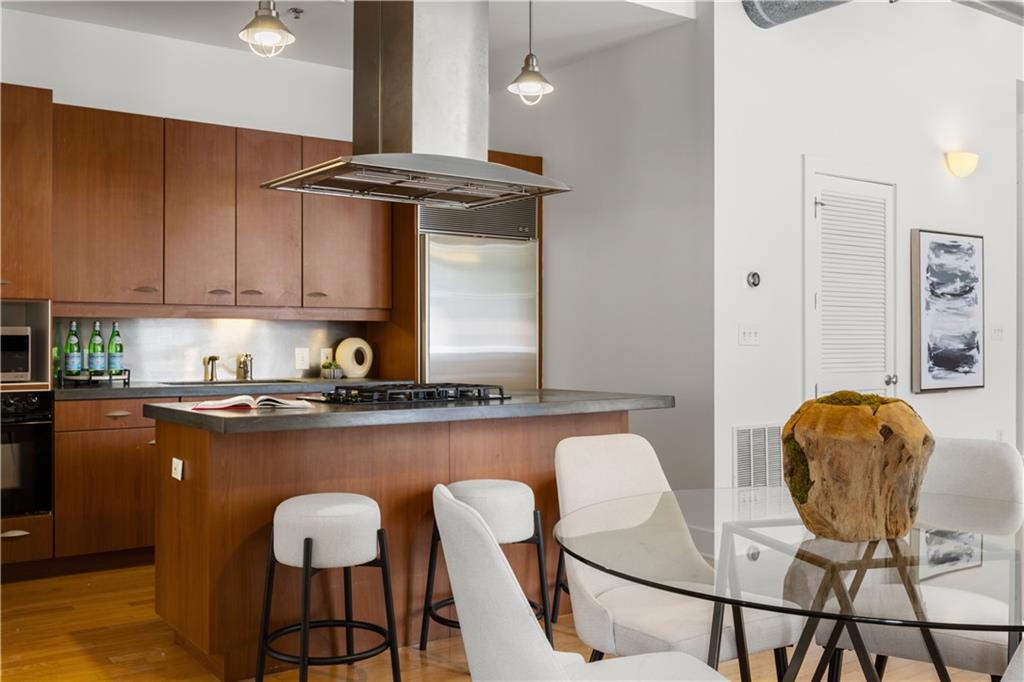 206 11th Street Unit 302