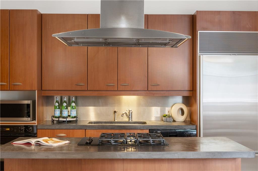 206 11th Street Unit 302