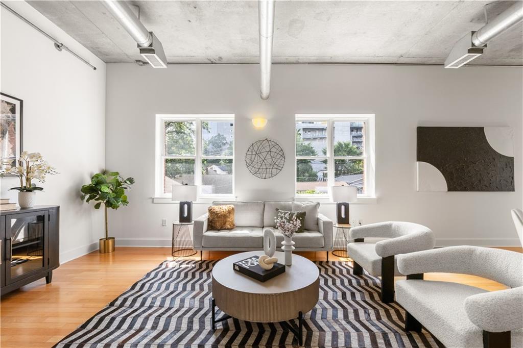 206 11th Street Unit 302