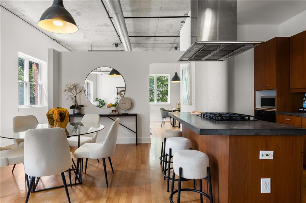 206 11th Street Unit 302