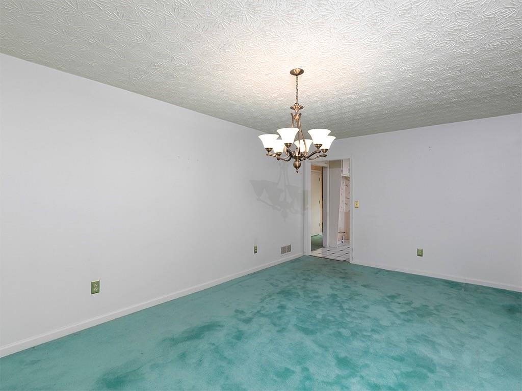 3504 Cedar Valley Drive SE