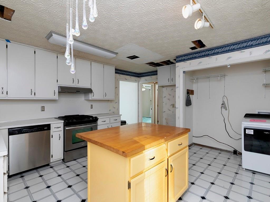 3504 Cedar Valley Drive SE