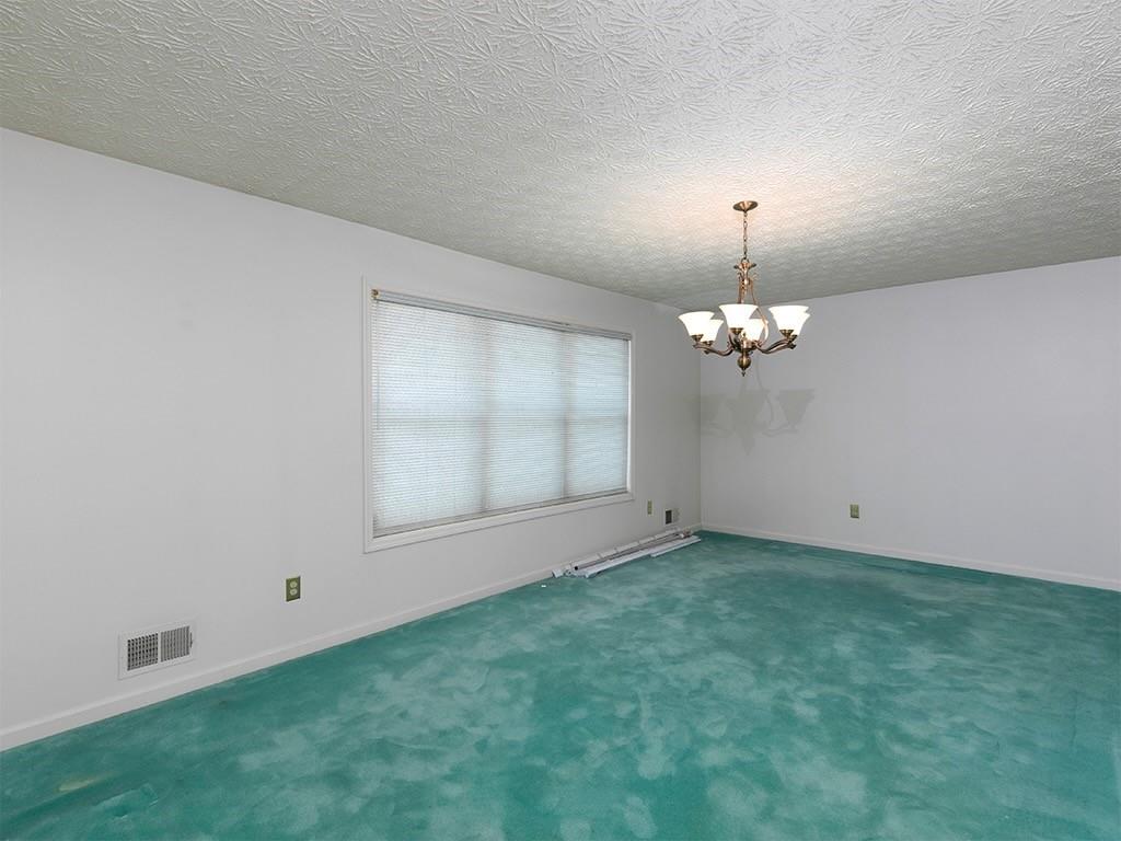 3504 Cedar Valley Drive SE