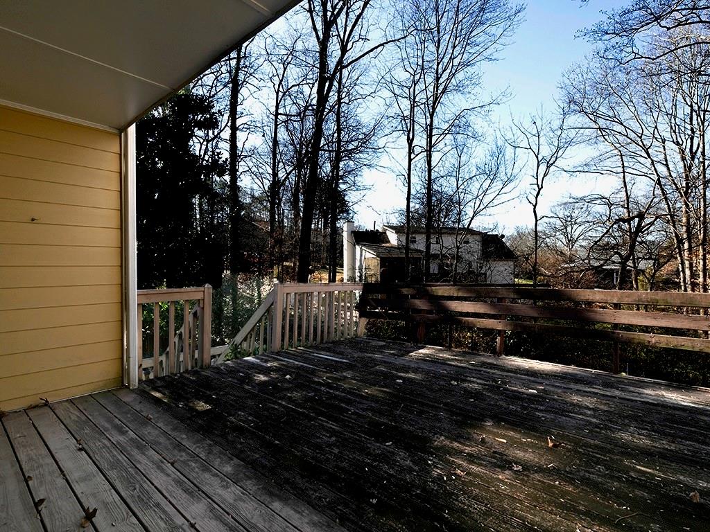 3504 Cedar Valley Drive SE