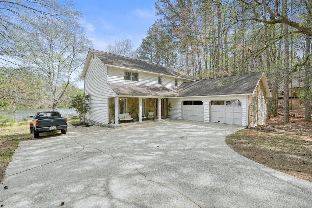 227 White Antelope Street