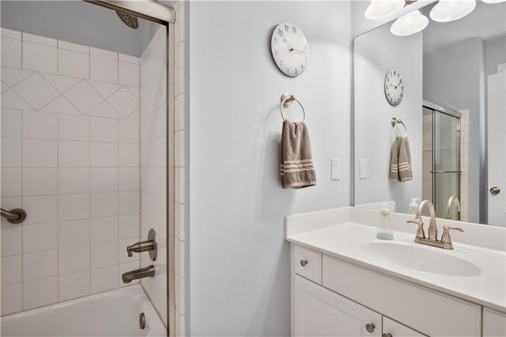 105 Fairway View Crossing