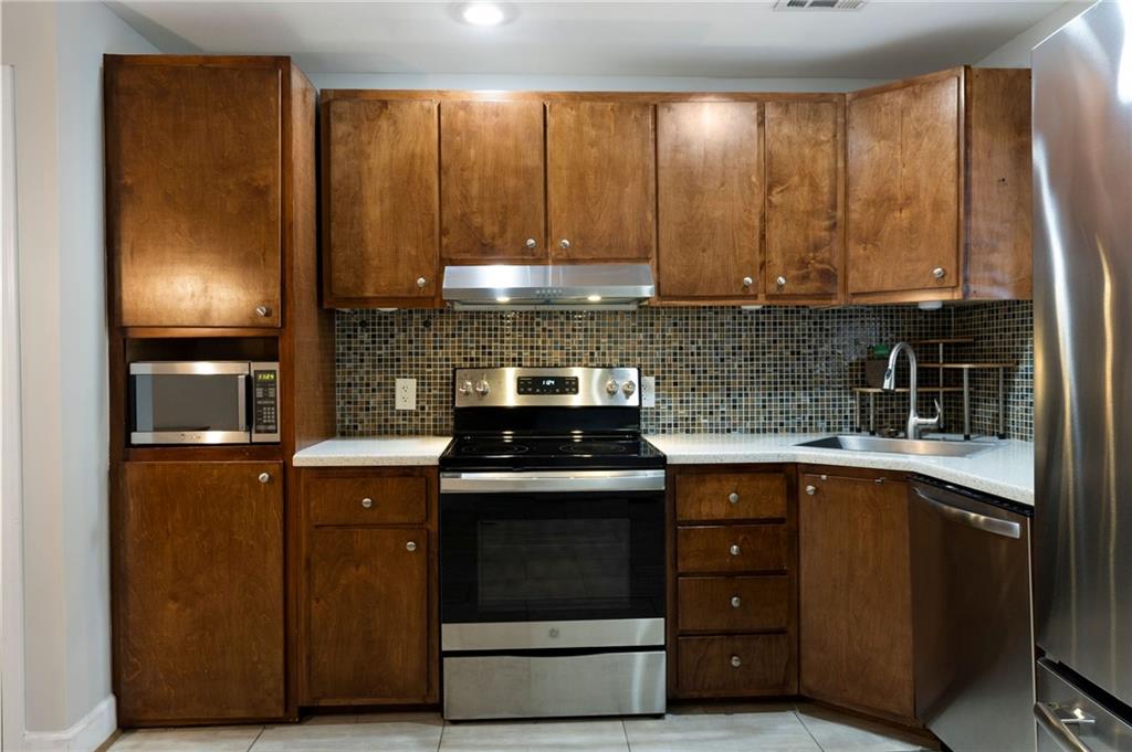 32 Mountain View Court