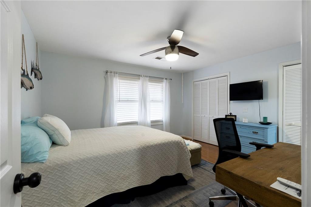 32 Mountain View Court