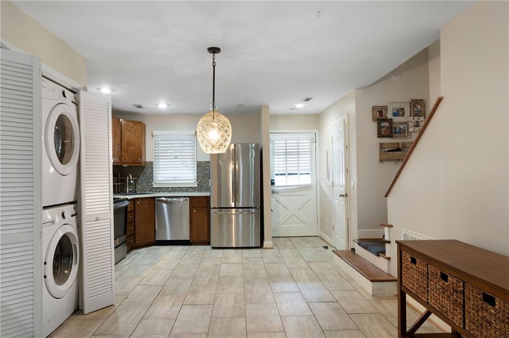 32 Mountain View Court