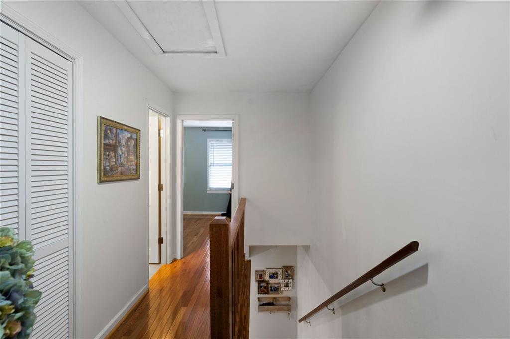 32 Mountain View Court