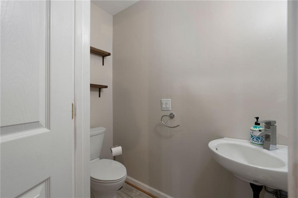 32 Mountain View Court