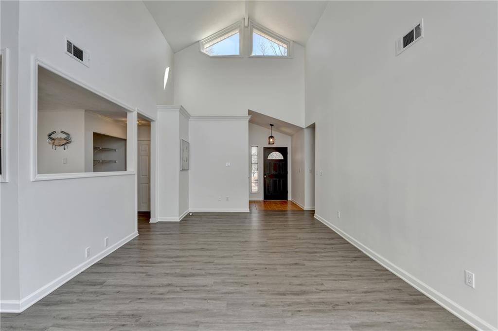 2762 Inverloch Circle