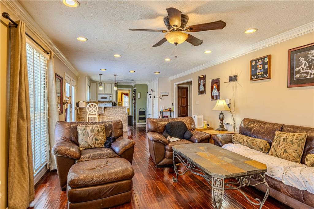 2107 Rockmart Road