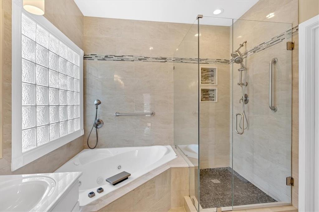 2445 Ridgelake Drive