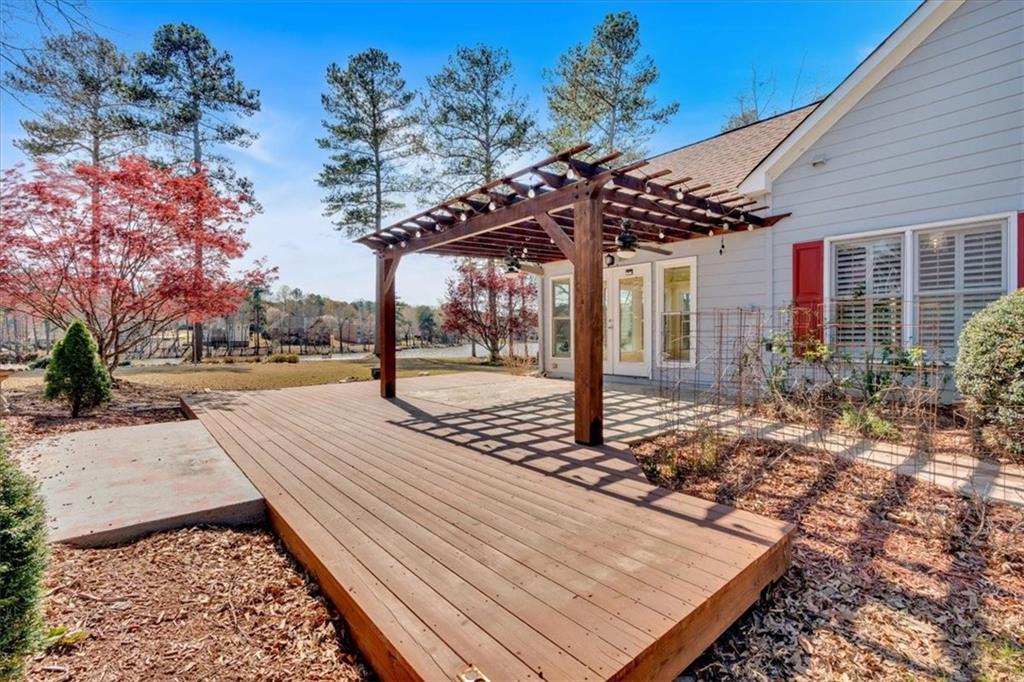 2445 Ridgelake Drive