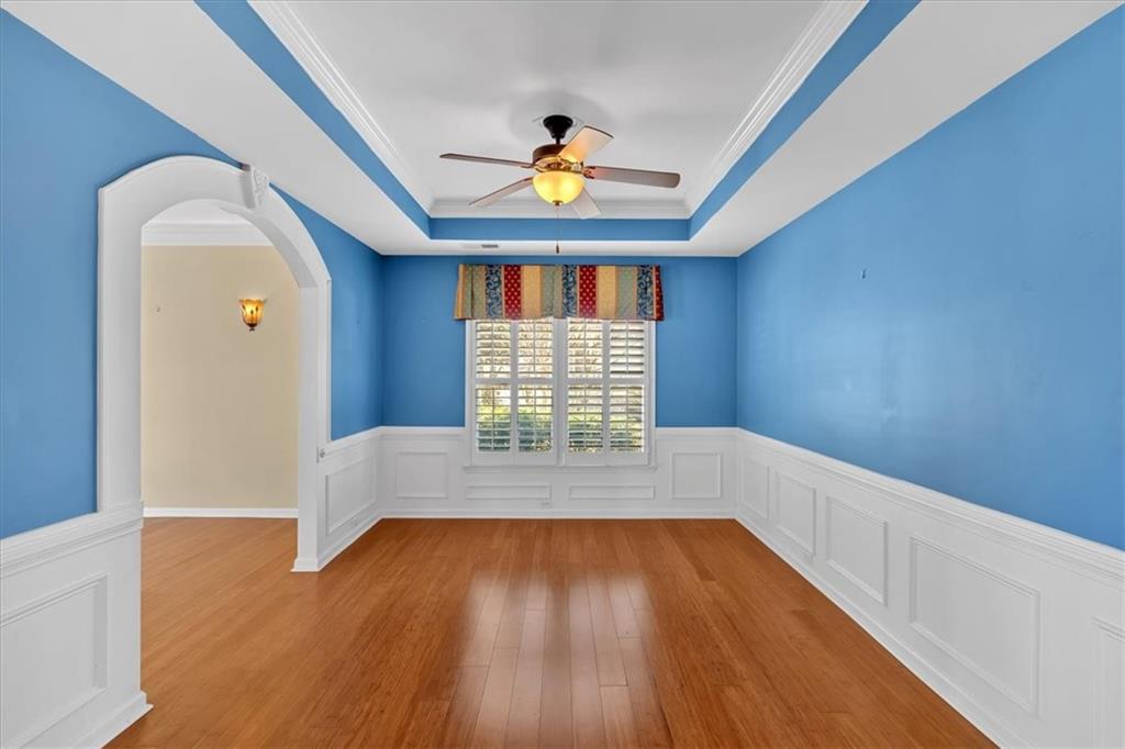 2445 Ridgelake Drive