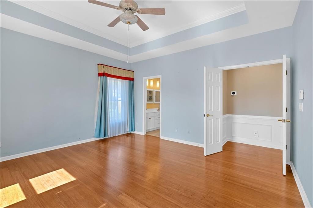 2445 Ridgelake Drive