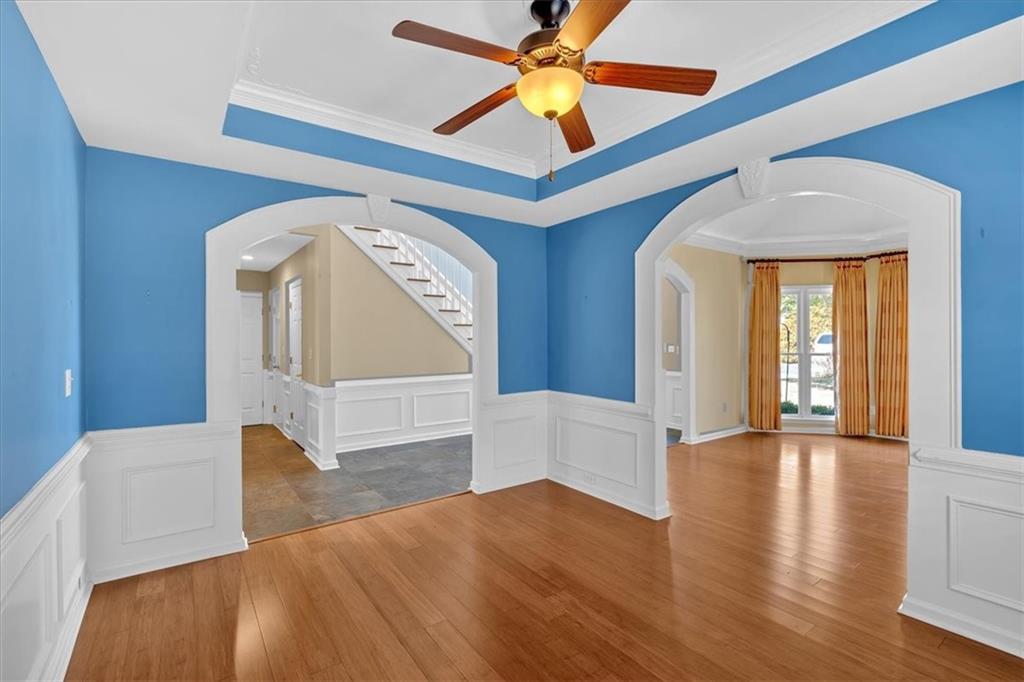 2445 Ridgelake Drive