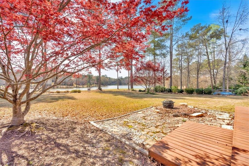 2445 Ridgelake Drive