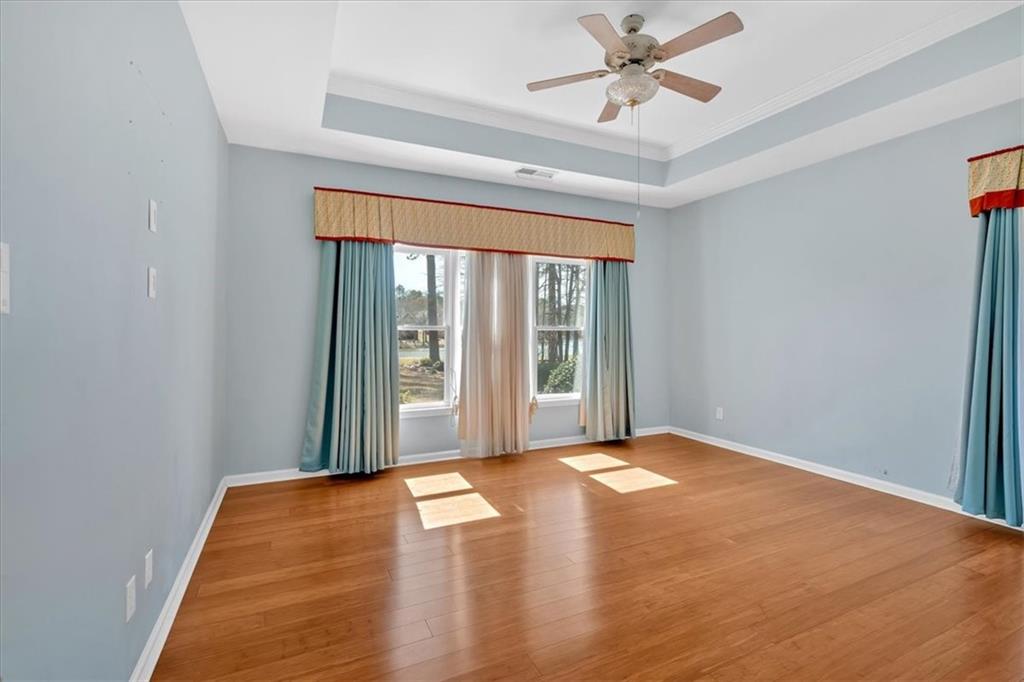 2445 Ridgelake Drive