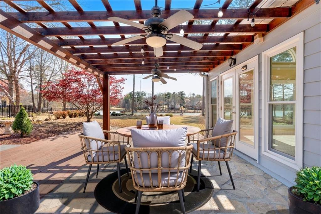 2445 Ridgelake Drive