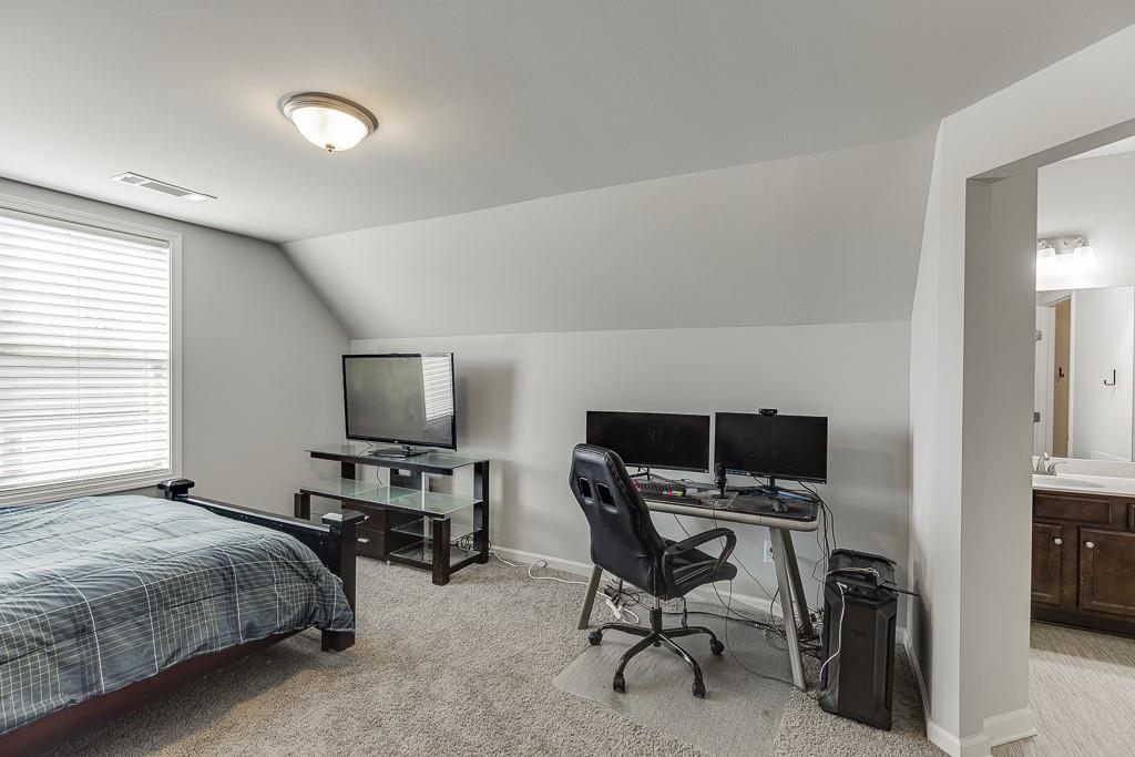 593 Brighton Park Circle