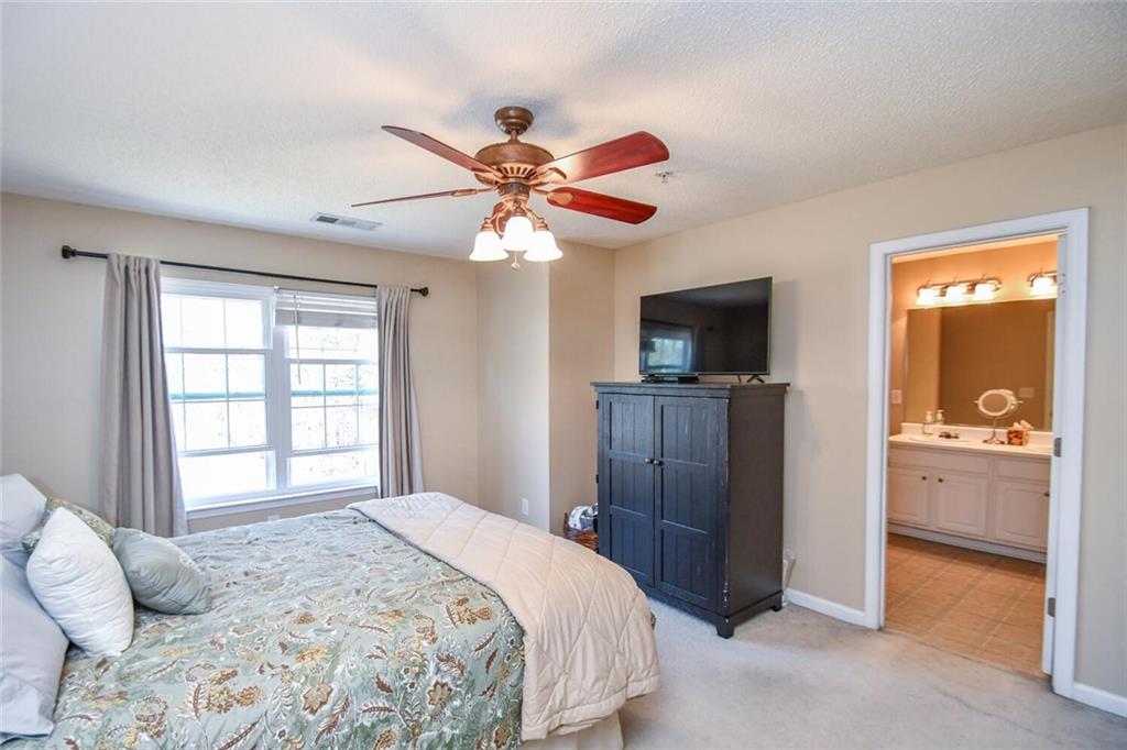 904 Magnolia Leaf Drive