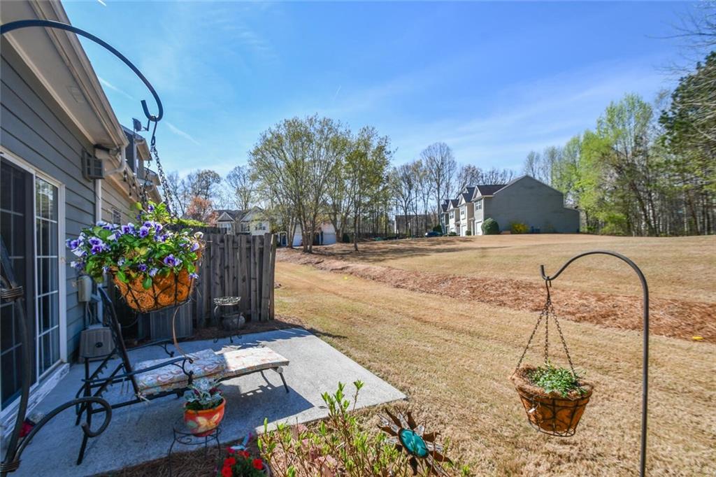 904 Magnolia Leaf Drive