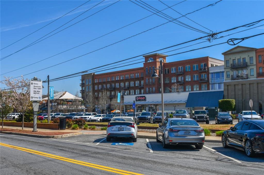 904 Magnolia Leaf Drive